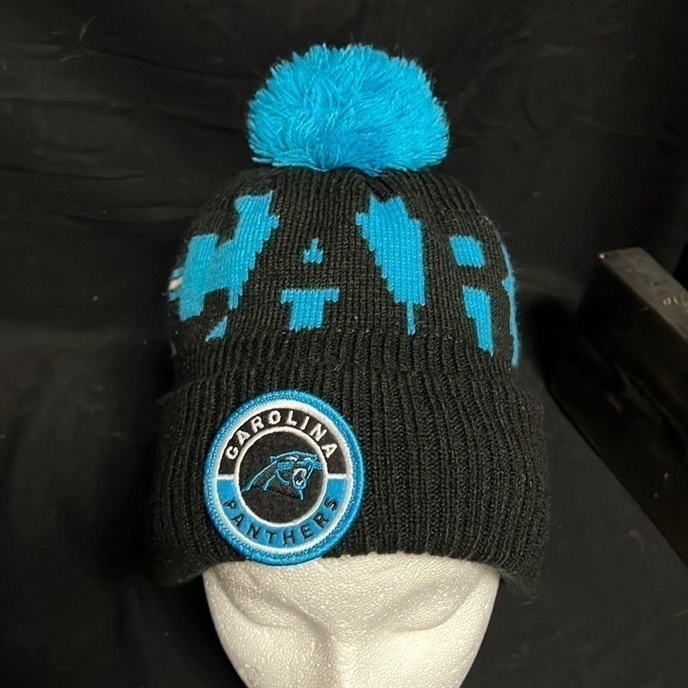 NEW Era NFL Carolina Panthers winter cap
